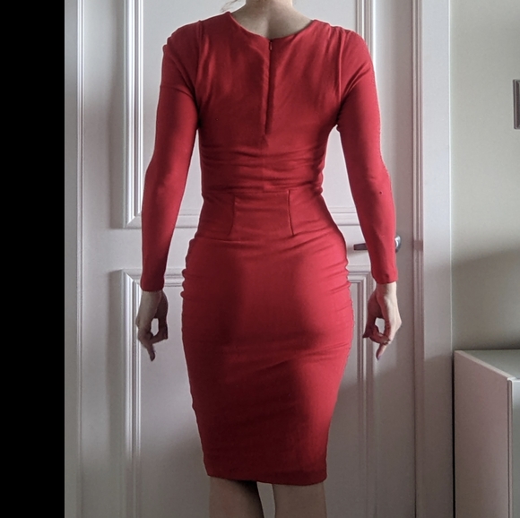 Red bodycon dress - Picture 3 of 7